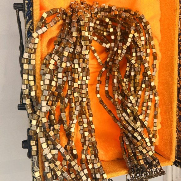 Vintage Multi Strand Metallic Cube Bead Necklace Gold Tone 46–51 cm - Picture 3 of 16